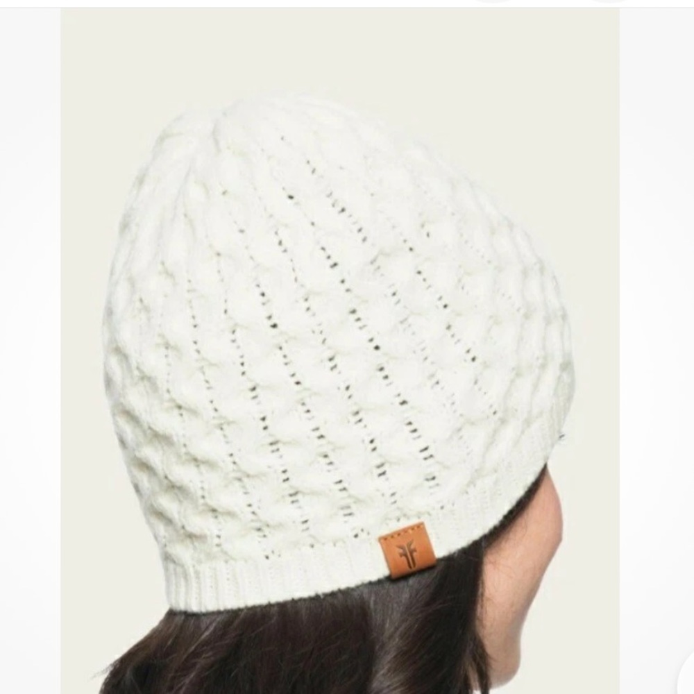 Frye One Size Cream Cable Knit Beanie Hat NEW